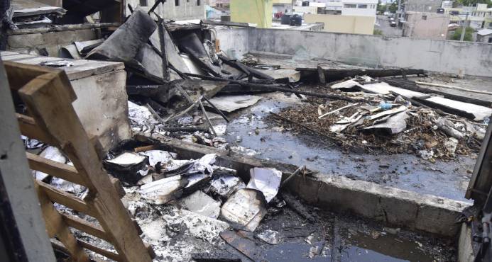 Fuego afectó áreas de hospital Juan XXIII