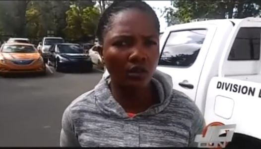 MUJER QUEMA A OTRA CON ACEITE CALIENTE