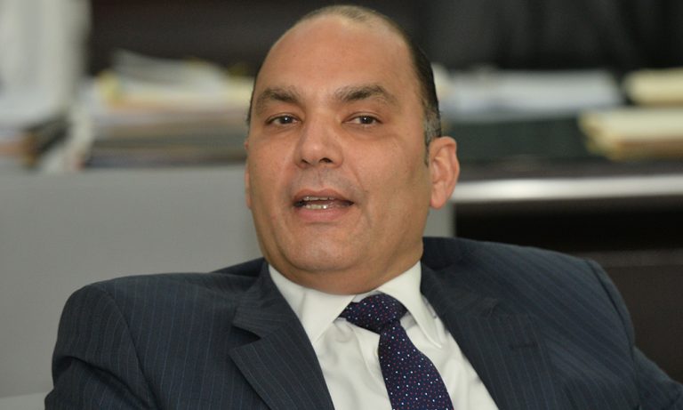 DENUNCIA AL PAIS LLEGAN VEHICULOS CON ALTOS KILOMETRAJES