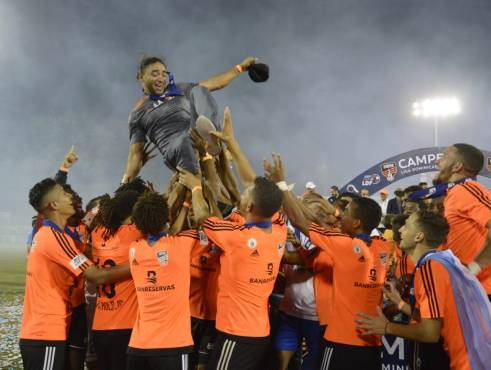 Cibao FC levanta la Copa de campeón de la LDF 2018
