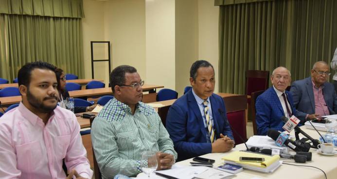 Cuestiona nuevas bancas