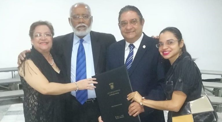 Reconocen al Dr. Frank Espino como hijo distinguido de Santiago