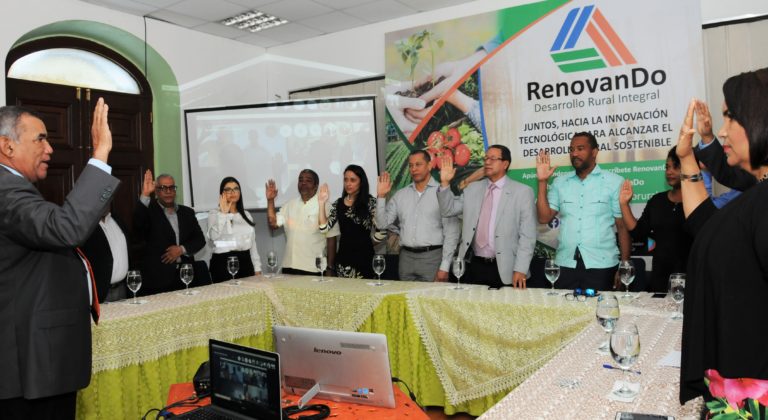 Presentan movimiento orientado  a reconvertir el sector agropecuario