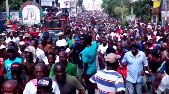 Reportan un muerto en protestas en Haití