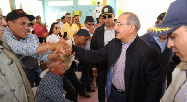 Pte Danilo aumentará ganancias ganaderos y cafetaleros