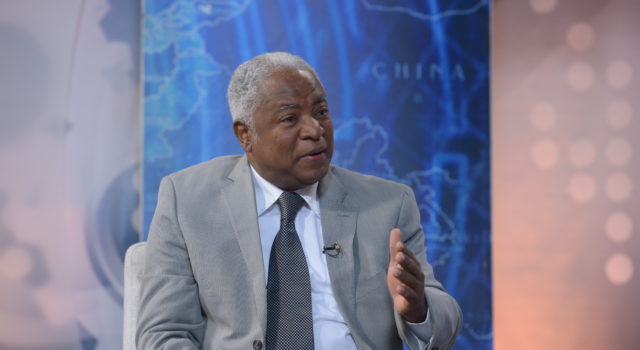 Ex embajador Edwin Paraison critica liderazgo haitiano