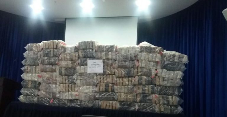 APRESAN MILITARES Y CIVILES INVOLUCRADOS EN MIL KILOS DE DROGA