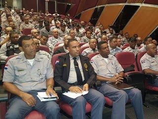 SeNaSa explica planes de salud a policías del Noroeste