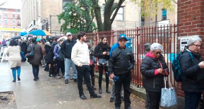 Miles de dominicanos  acuden a votar en Nueva York