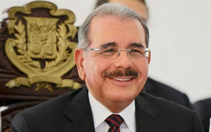 Presidente Medina felicita el pueblo Dominicano en Navidad