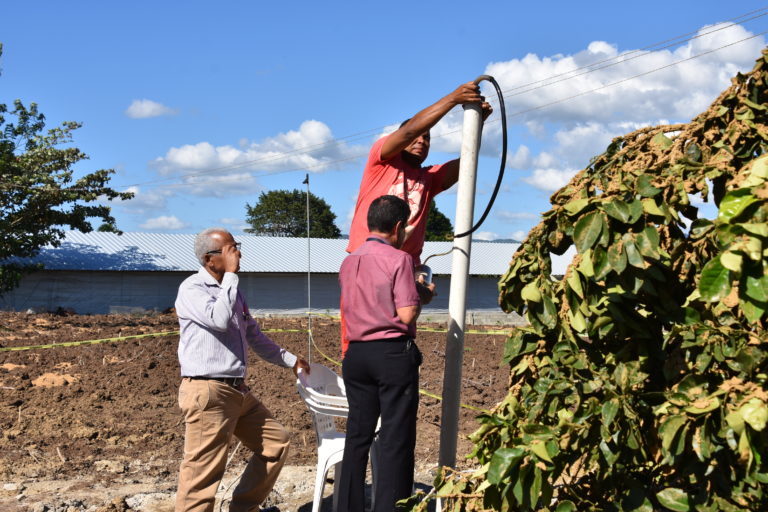Energía y Minas confirma emanación que podría ser gas natural