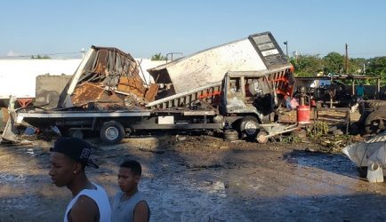 DOS MUERTOS Y CUATRO HERIDOS EN EXPLOSION DE FABRICA