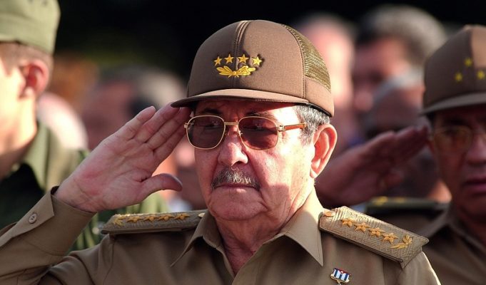 Raúl Castro exhorta a prepararse para los “peores escenarios” frente a EEUU