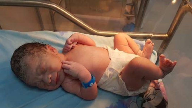 Primer bebé del 2019 en RD es hijo de una adolescente