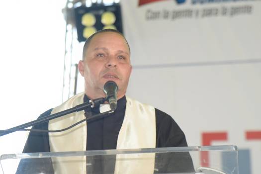 Sacerdote pide al presidente Medina siete obras para Ámina y Guatapanal