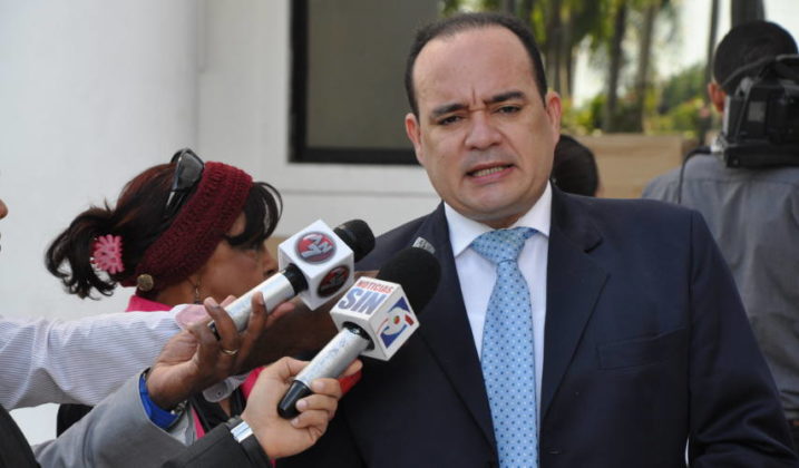 Afirma sistema de justicia está sumido en una profunda crisis de confianza