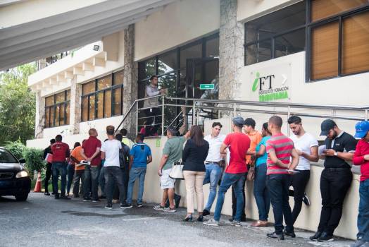 INFORMAN QUE DESDE HOY SERAN RETENIDOS VEHICULOS SIN MARBETES