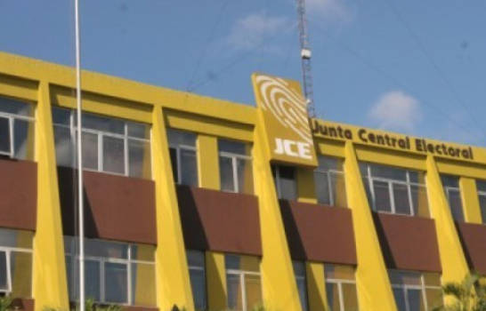 Mas de 30 mil pre candidatados participaran en primarias de sus partidos