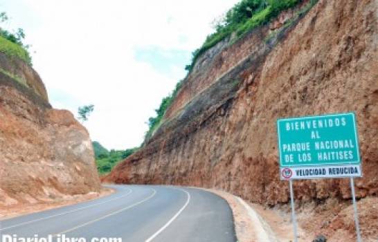 AUMENTAN PRECIOS DE PEAJES PARA IR A ZONAS TURISTICAS