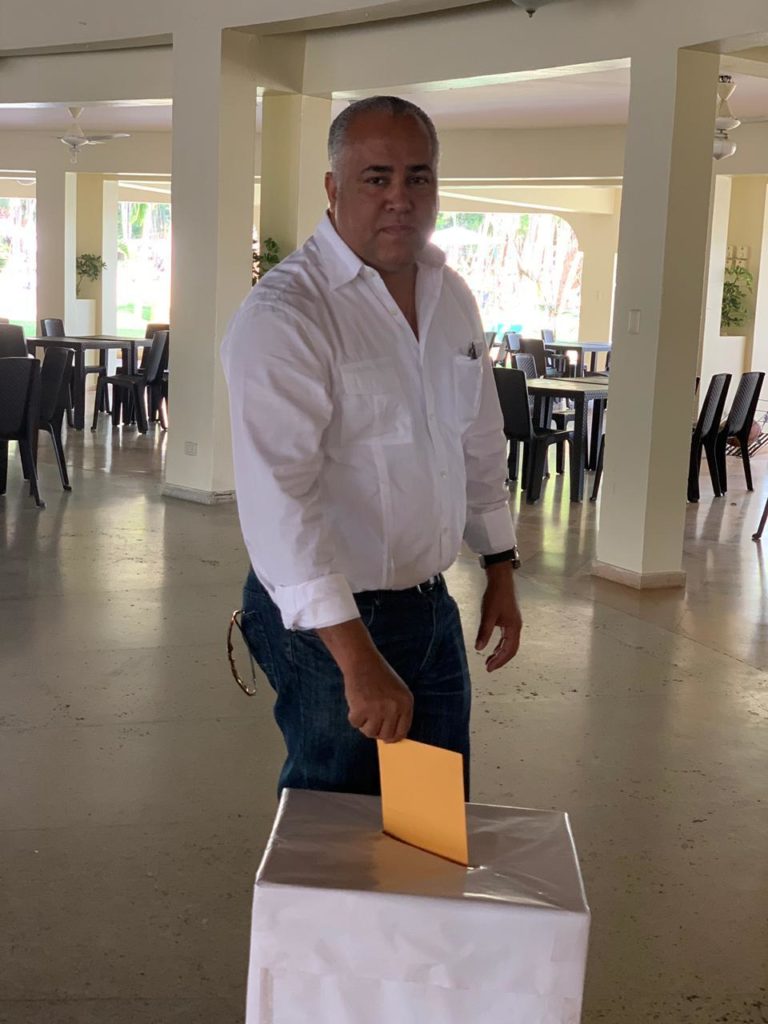 Pérez Mata asume nueva Junta Directiva de  AMAPROSAN