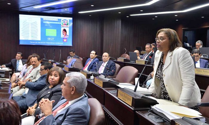 Nueva Ley Electoral prevé prisión de 3 a 10 años por denigrar candidatos en campaña
