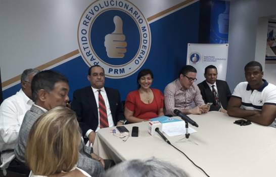 PRM ASUMIRIA COSTOS DE PRIMARIAS  SINO SE USAN EQUIPOS DE LA JUNTA