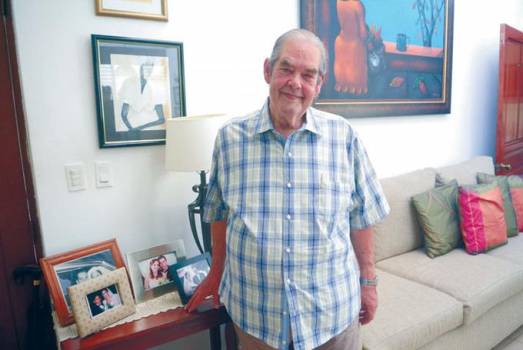 MUERE CARLOS FERNANDEZ ROCHA