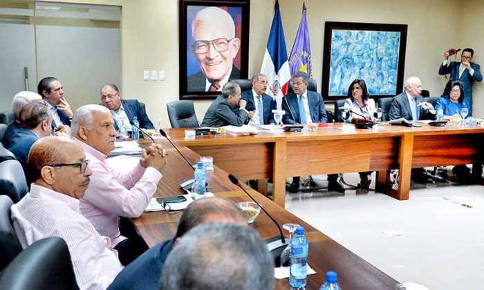 COMITE POLITICO DEL PLD SE REUNE ESTA NOCHE