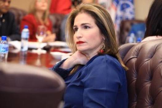 INDUSTRIALES OPUESTOS A UN AUMENTO SALARIAL DE UN 30%