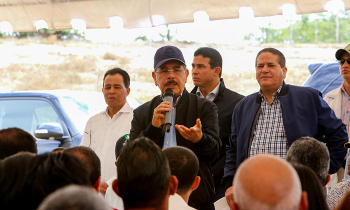 Pte Danilo Medina apoya a tabaqueros y cafetaleros