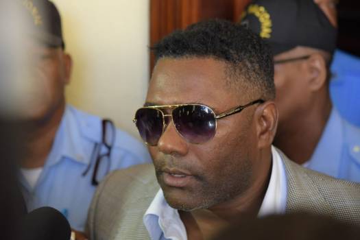 Condenan Miguel Tejada por incumplir contrato y violar l ley de cheques