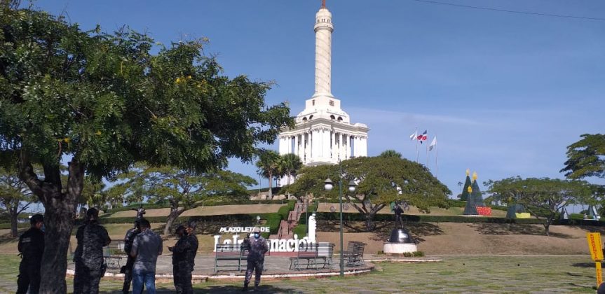 Fracasa llamado a protesta  contra el toque de queda