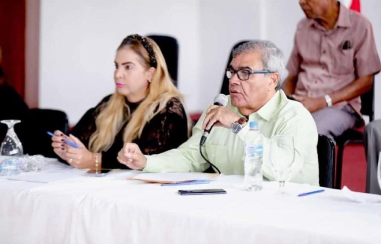 Suman apoyo para marcha en contra de las ARS y AFP