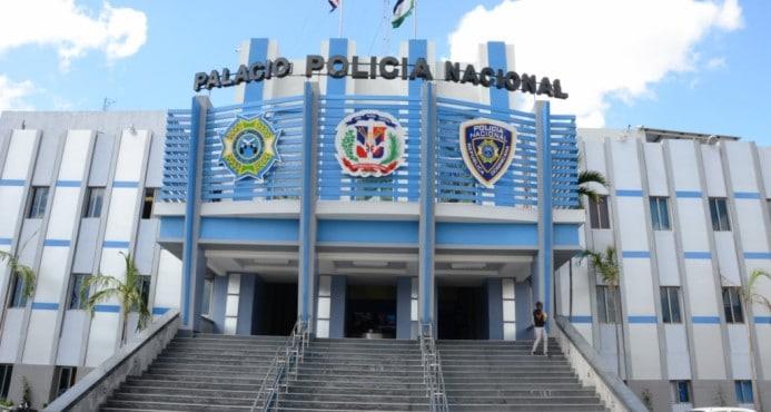 Multitud golpea y retiene hombre  apuñaló a su pareja