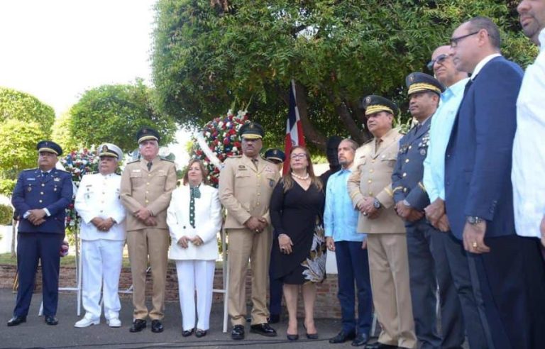 Conmemoran el 159 aniversario de la Batalla de Santiago por la Restauración de la República