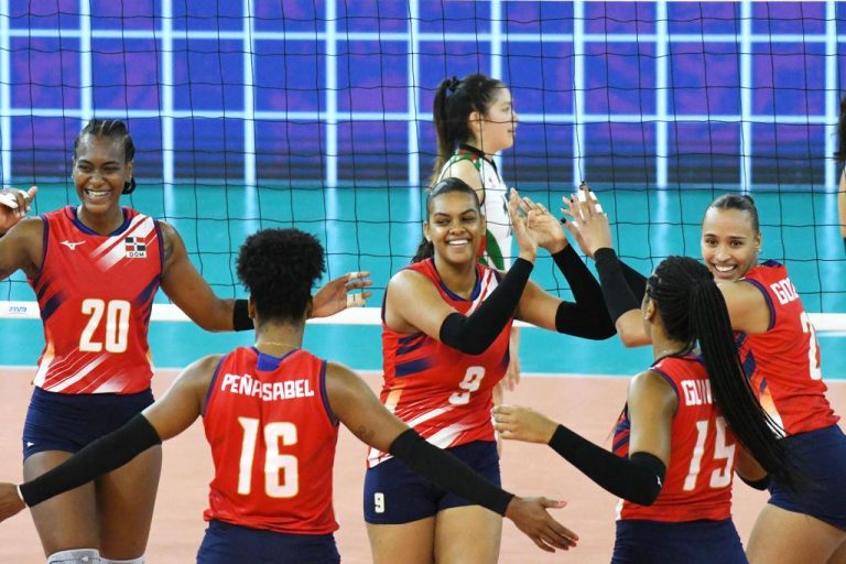 Vencen a México las Reinas del Caribe