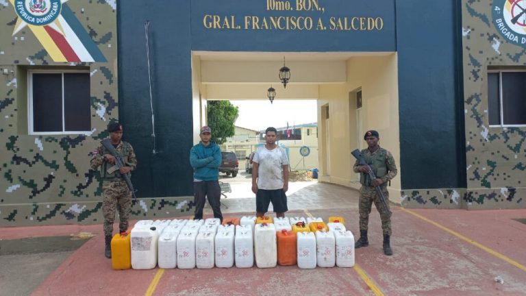 Apresan tres  por contrabando de más de 180 galones combustible rumbo a Haiti