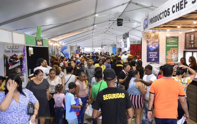 Concluyo con exito Expo Cibao,volumen de ventas superaría los RD$100 millones