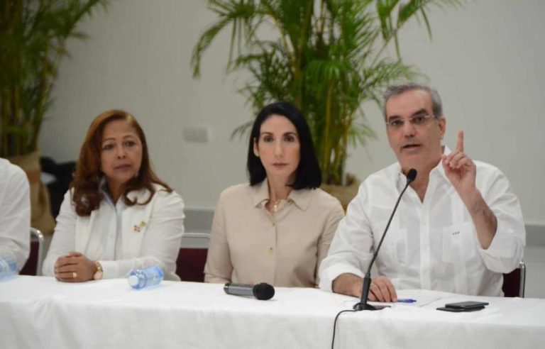 Pte Abinade asegura Rep Dom no participara en intervencion militar a Haiti