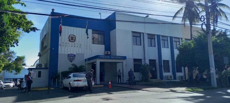Patrulla PN balea haitiano intentó  desarmar a un agente