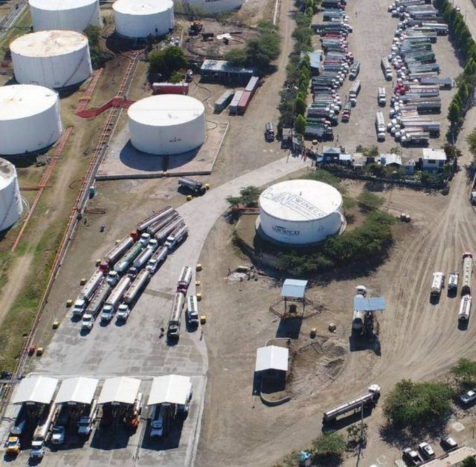 Hombres fuertemente armados asaltan principal terminal petrolera de Puerto Príncipe