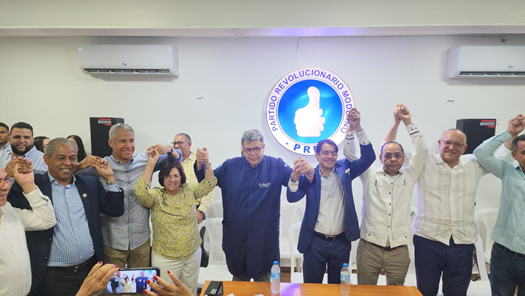 PRM presenta precandidatos municipales de Santiago