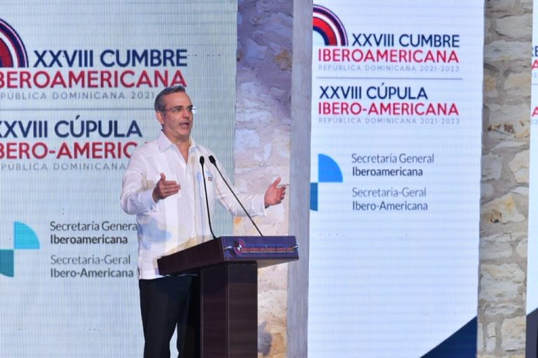 Pte Abinader en Cumbre Iberoamericana aboga por democracias revitalizadas