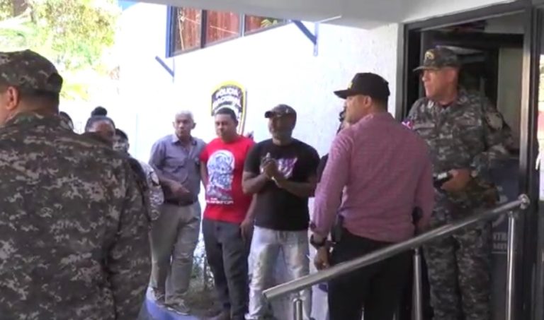 Policia activa busqueda de los asesinos  de un raso  de la institucion