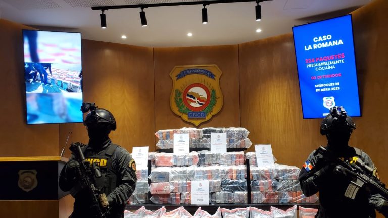 DNCD intercepta otra lancha con 324 paquetes de cocaína