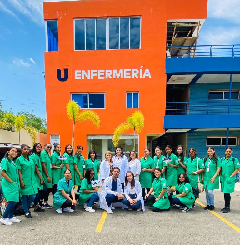 UAPA CELEBRA  OPEN HOUSE CON SU CARRERA DE ENFERMERÍA