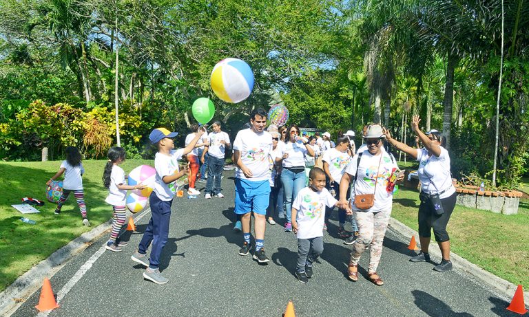 Realizan caminata por autismo