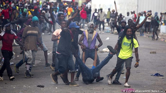 Multitud haitiana quema vivos a 14 presuntos pandilleros