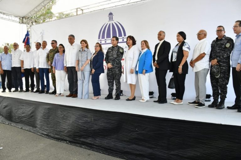 Ponen a funcionar el patrullaje policial por cuadrantes en 22 sectores de Santiago