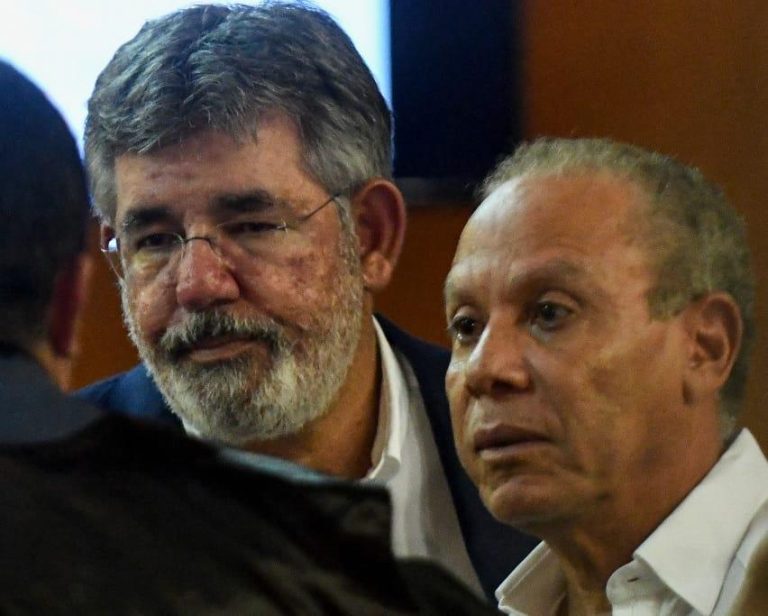Ex ministro de Obras Publicas Díaz Rúa califica como una «vergüenza» decisión de jueces que ratificaron su condena